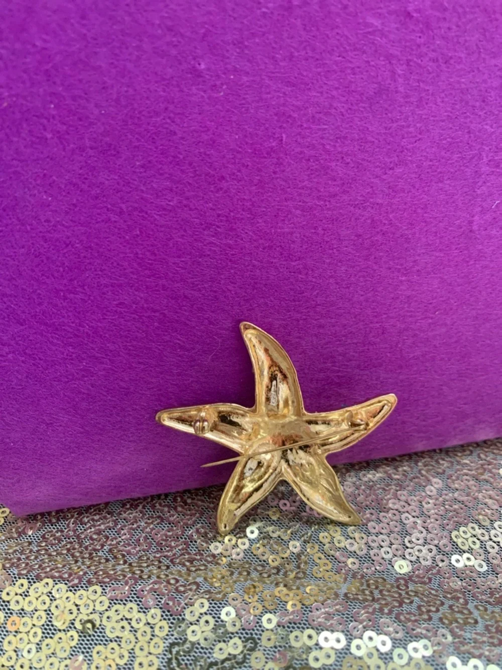 Starfish Rhinestone Embedded Brooch - Picture 4 of 4